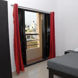 https://varsha-enclave-serviced-apartment.mysorehotels.org